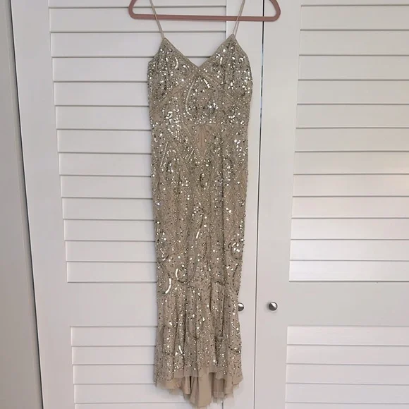 white christmas dresses Aidan Mattox Square Neck Sleeveless Zipper Back Slit Back Feather Hem Mesh  Dress main image 0